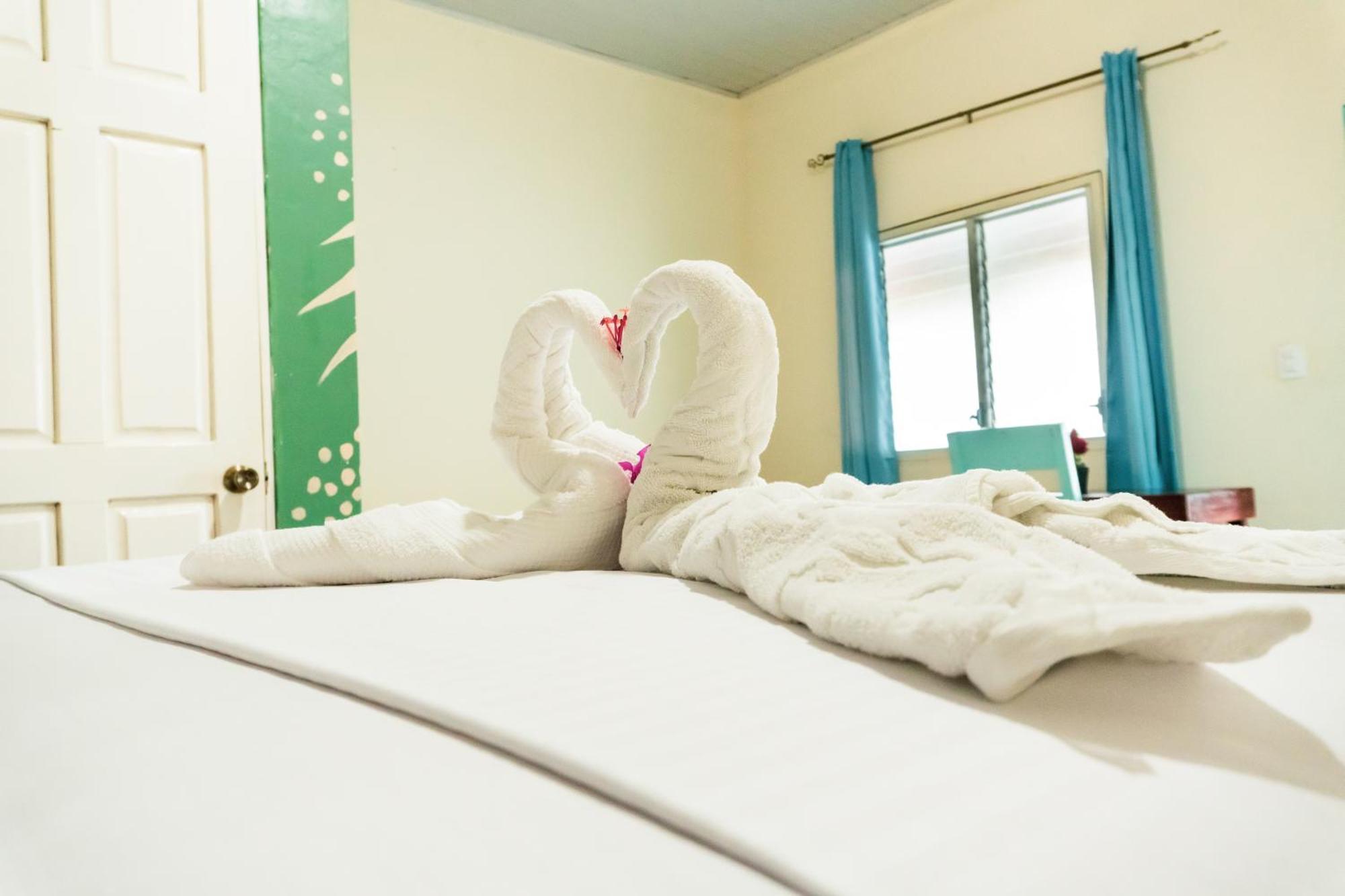 Hostal Eden Moyogalpa Eksteriør bilde