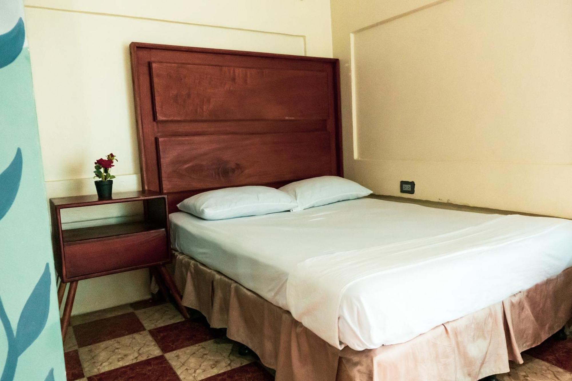 Hostal Eden Moyogalpa Eksteriør bilde
