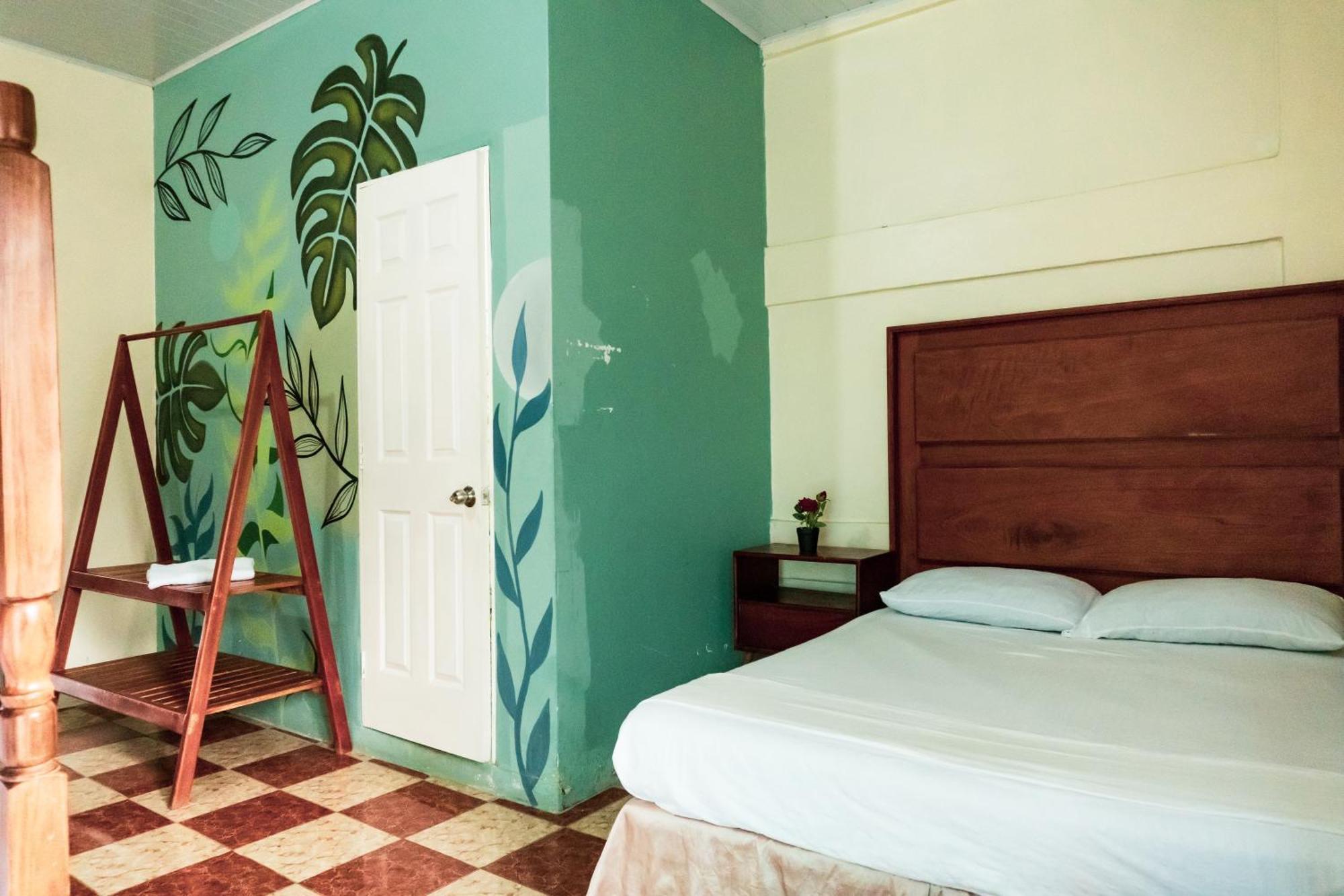Hostal Eden Moyogalpa Eksteriør bilde
