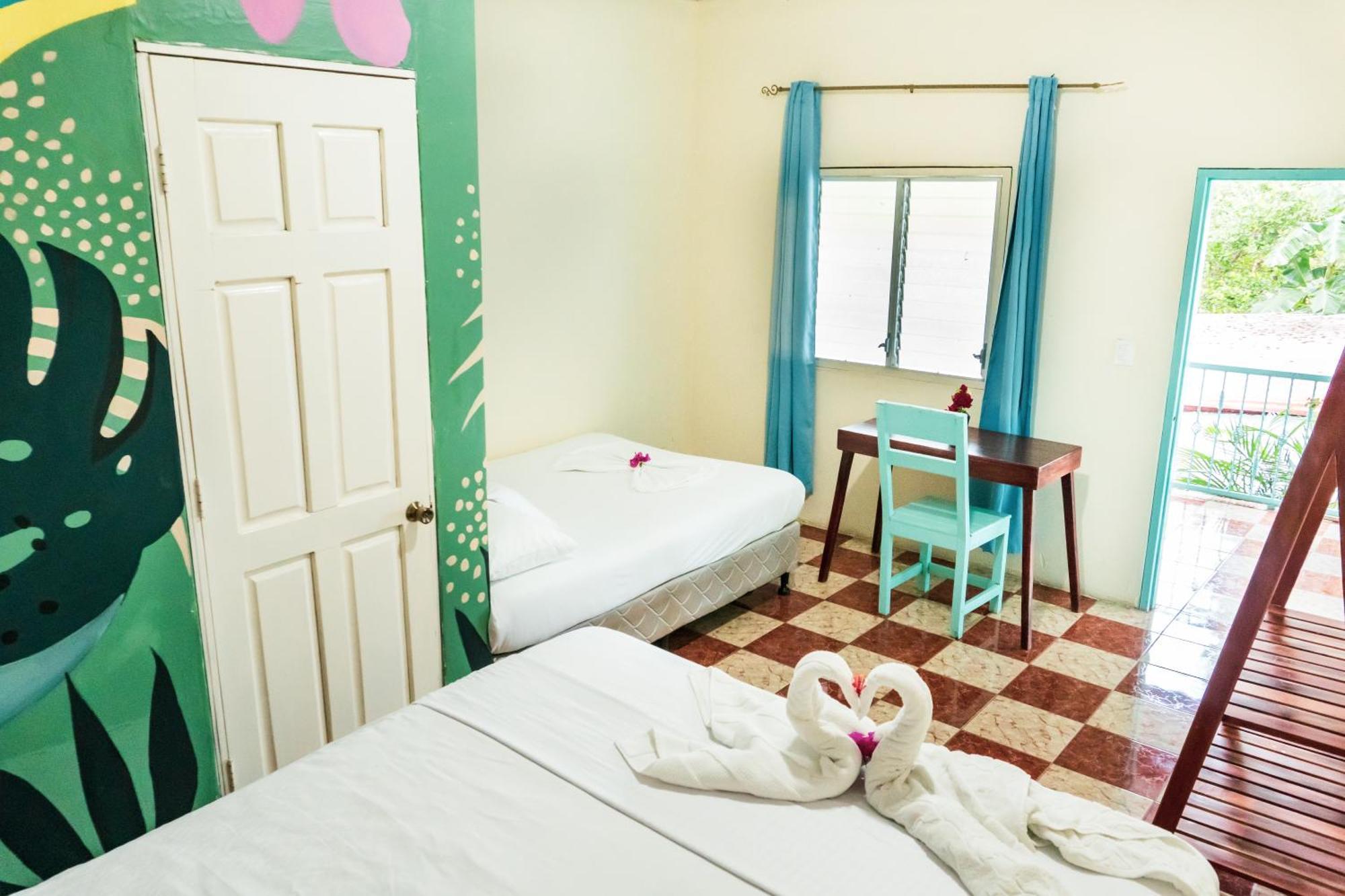 Hostal Eden Moyogalpa Eksteriør bilde